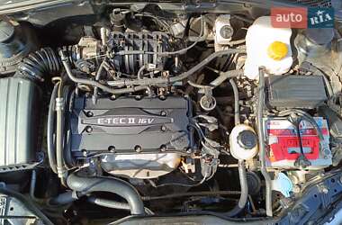 Седан Chevrolet Lacetti 2011 в 