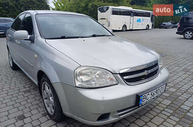 Седан Chevrolet Lacetti 2004 в Винниках
