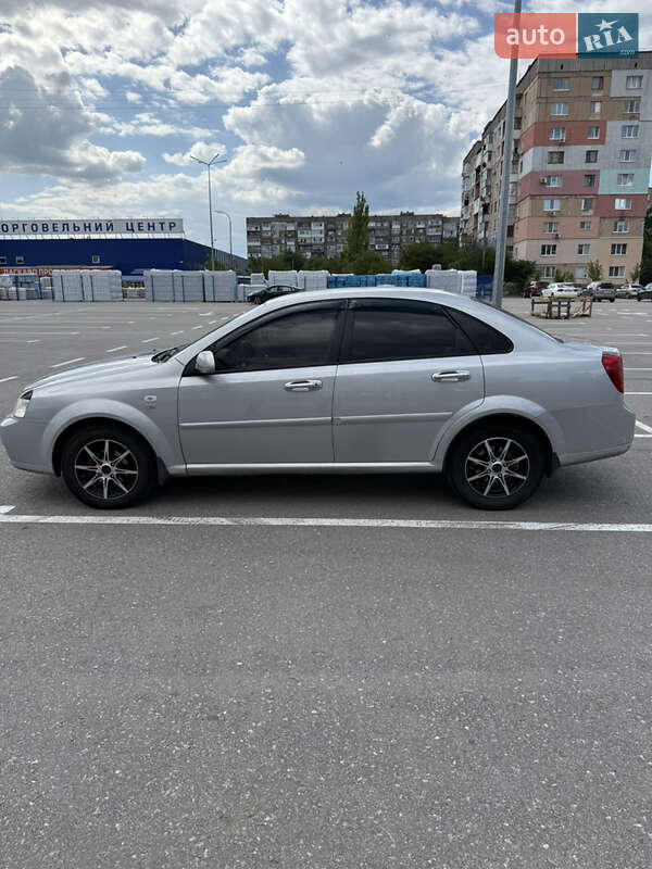 Седан Chevrolet Lacetti 2005 в Киеве