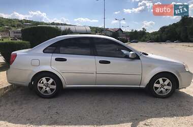 Седан Chevrolet Lacetti 2004 в 