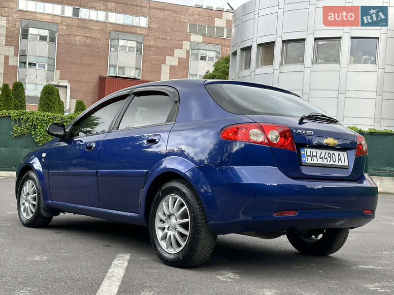 Хэтчбек Chevrolet Lacetti 2004 в Одессе