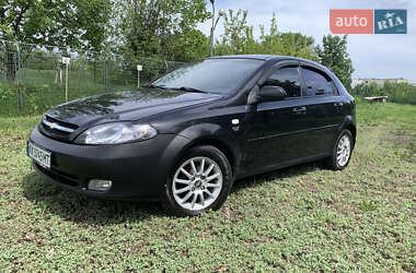 Хэтчбек Chevrolet Lacetti 2005 в Харькове