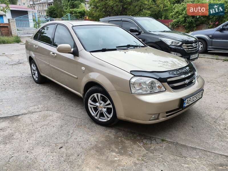 Седан Chevrolet Lacetti 2005 в 