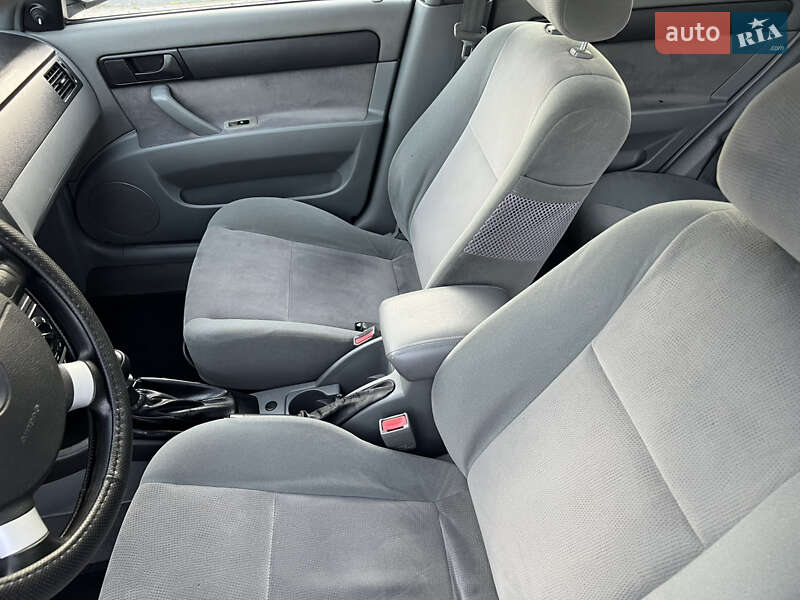 Седан Chevrolet Lacetti 2007 в Могилів-Подільському