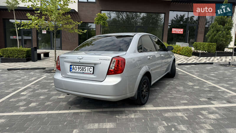 Седан Chevrolet Lacetti 2007 в Ужгороде