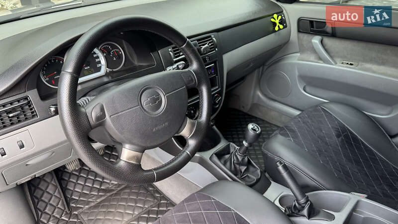 Седан Chevrolet Lacetti 2007 в Ужгороде