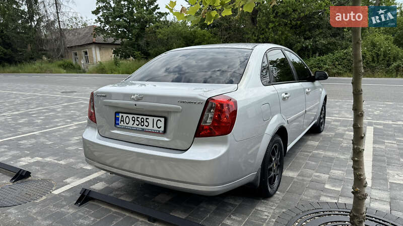 Седан Chevrolet Lacetti 2007 в Ужгороде