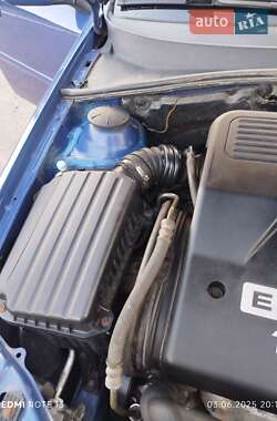 Хэтчбек Chevrolet Lacetti 2005 в 
