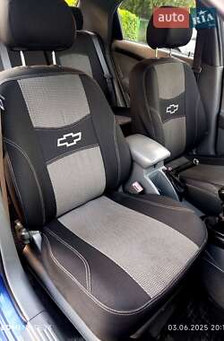 Хэтчбек Chevrolet Lacetti 2005 в 