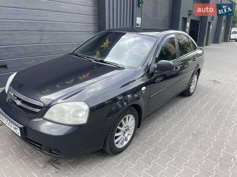 Седан Chevrolet Lacetti 2011 в Киеве