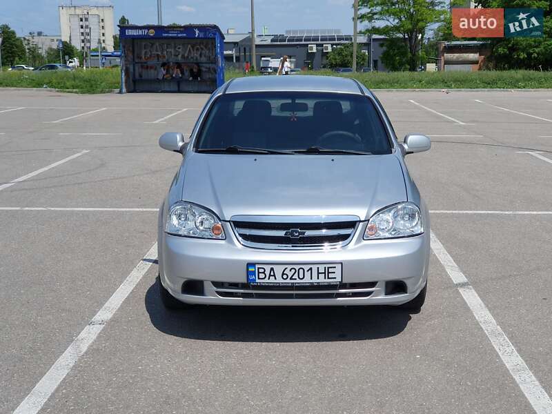 Седан Chevrolet Lacetti 2011 в Кропивницькому