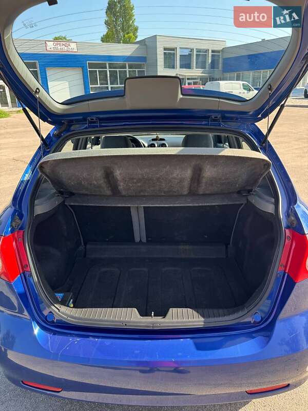 Хетчбек Chevrolet Lacetti 2005 в Кропивницькому