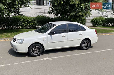 Седан Chevrolet Lacetti 2005 в 