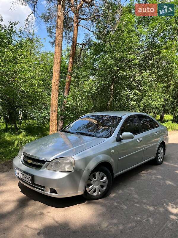 Chevrolet Lacetti 2011