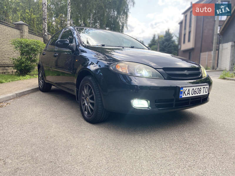 Хэтчбек Chevrolet Lacetti 2006 в Киеве фото 2 Хэтчбек Chevrolet Lacetti 2006 в Киеве