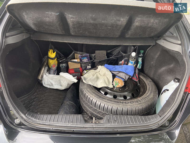 Хэтчбек Chevrolet Lacetti 2006 в Киеве фото 29 Хэтчбек Chevrolet Lacetti 2006 в Киеве