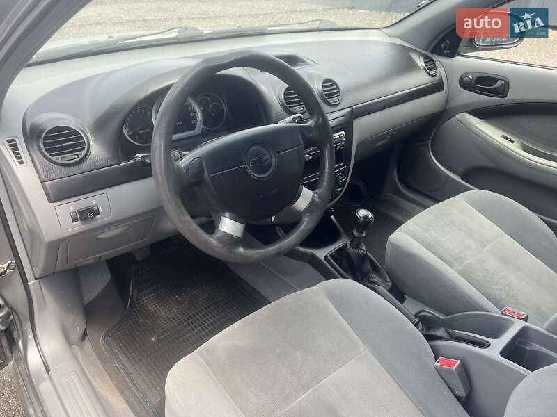 Хэтчбек Chevrolet Lacetti 2010 в Киеве