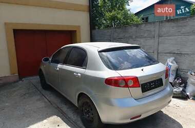 Хэтчбек Chevrolet Lacetti 2006 в Киеве