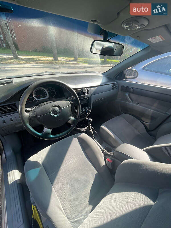 Седан Chevrolet Lacetti 2007 в Львові