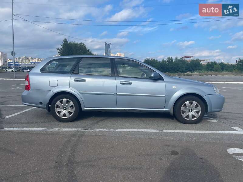 Універсал Chevrolet Lacetti 2010 в Києві