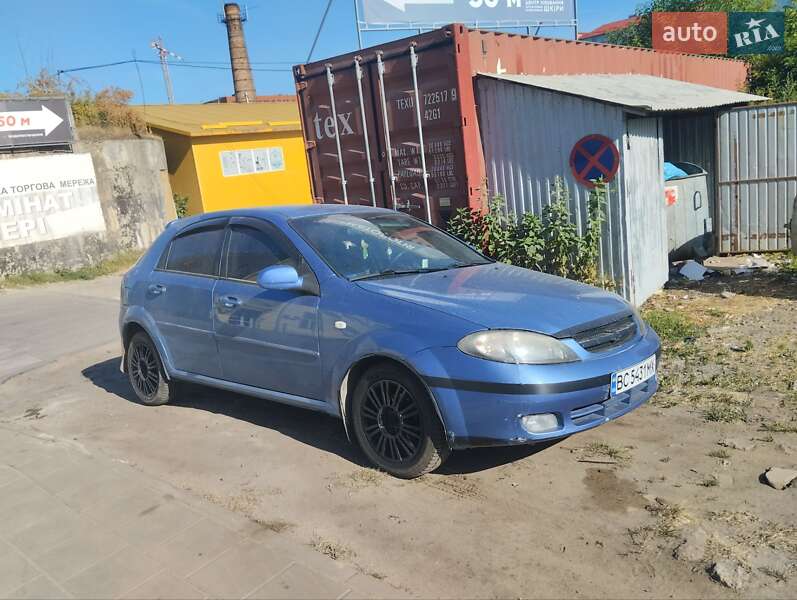 Хэтчбек Chevrolet Lacetti 2006 в Львове