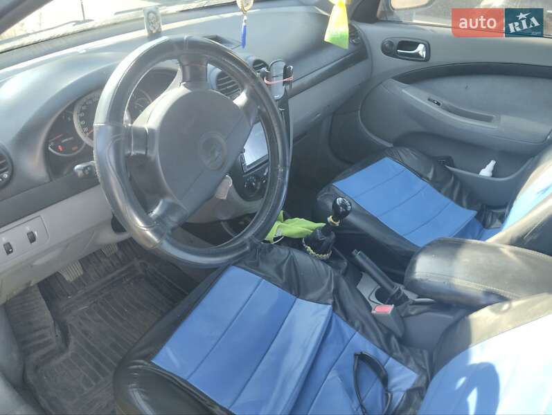 Хэтчбек Chevrolet Lacetti 2006 в Львове