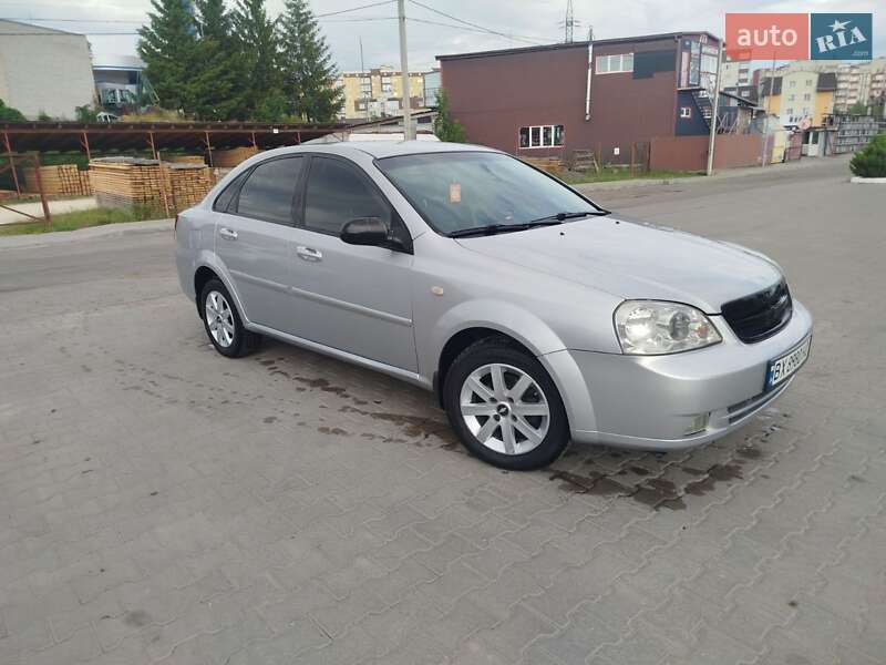 Седан Chevrolet Lacetti 2005 в Хмельницькому