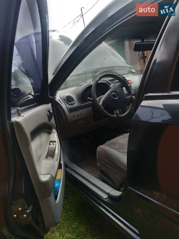 Хэтчбек Chevrolet Lacetti 2005 в Львове фото 3 Хэтчбек Chevrolet Lacetti 2005 в Львове