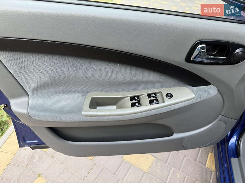 Хетчбек Chevrolet Lacetti 2006 в Могилів-Подільському