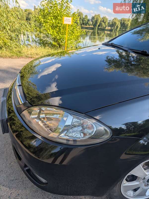Хэтчбек Chevrolet Lacetti 2009 в Ровно