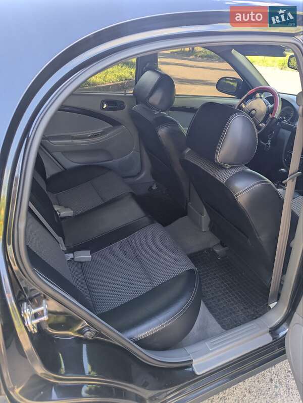 Хэтчбек Chevrolet Lacetti 2009 в Ровно