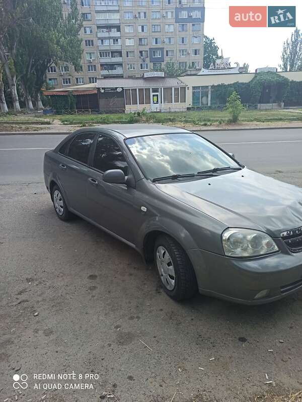 Седан Chevrolet Lacetti 2011 в Кривому Розі