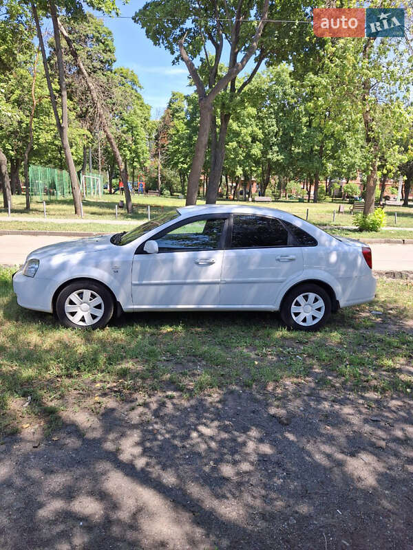 Седан Chevrolet Lacetti 2012 в Харькове