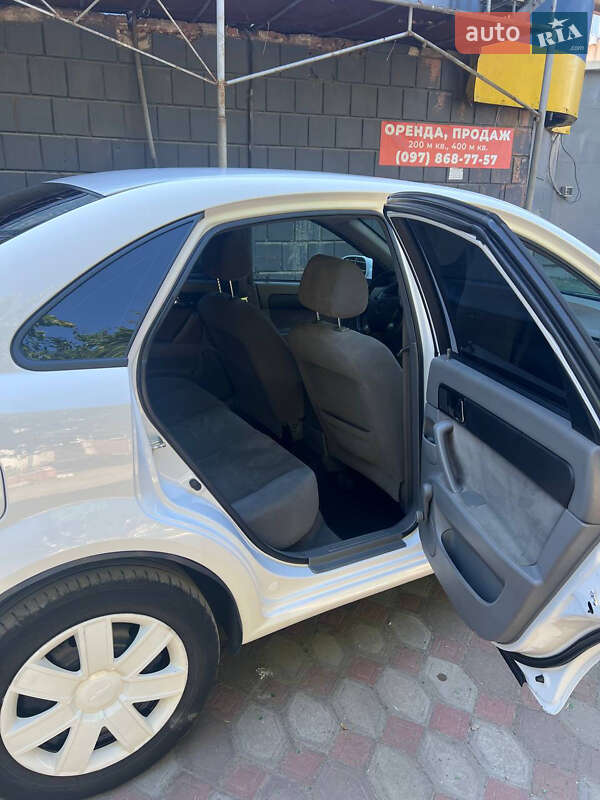 Седан Chevrolet Lacetti 2012 в Харькове