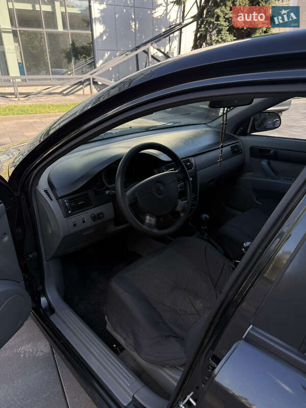 Седан Chevrolet Lacetti 2007 в Полтаві