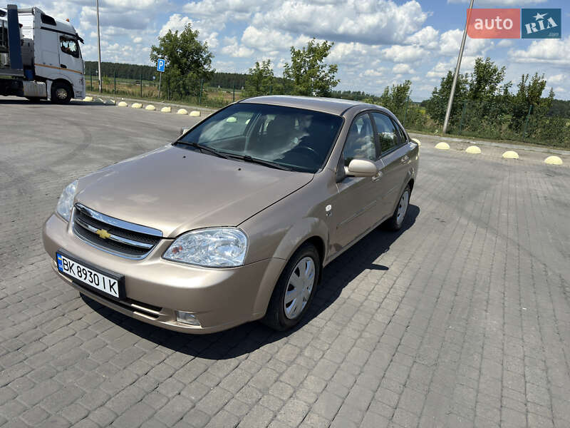 Седан Chevrolet Lacetti 2008 в Радивилове