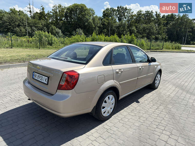 Седан Chevrolet Lacetti 2008 в Радивилове