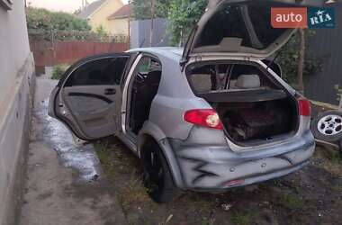 Хэтчбек Chevrolet Lacetti 2004 в Ужгороде