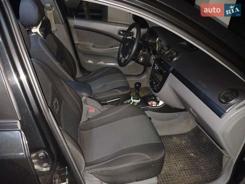 Универсал Chevrolet Lacetti 2008 в Киеве фото 7 Универсал Chevrolet Lacetti 2008 в Киеве