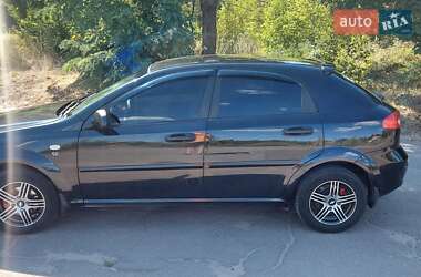 Хэтчбек Chevrolet Lacetti 2006 в Кропивницком