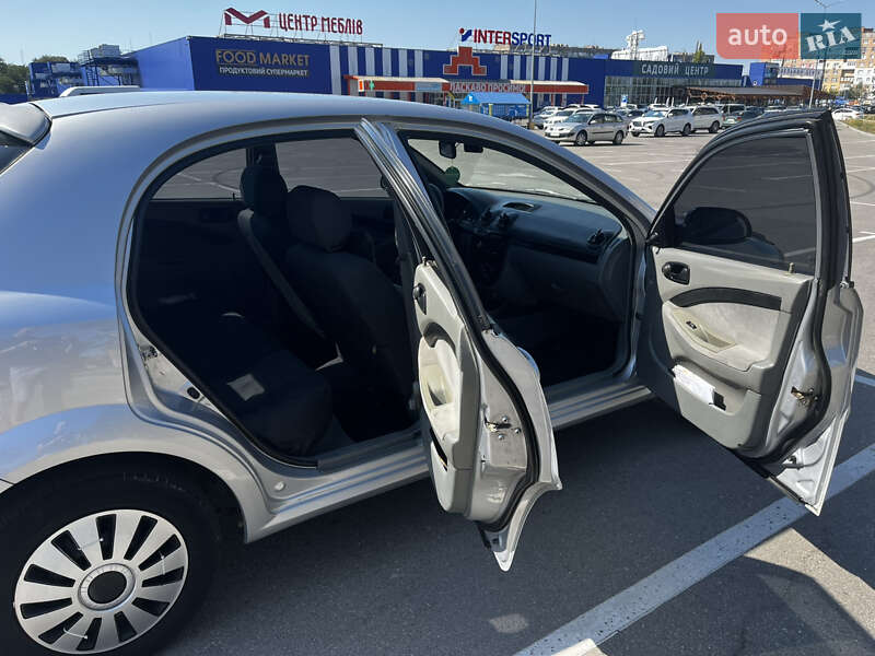 Хетчбек Chevrolet Lacetti 2010 в Кропивницькому