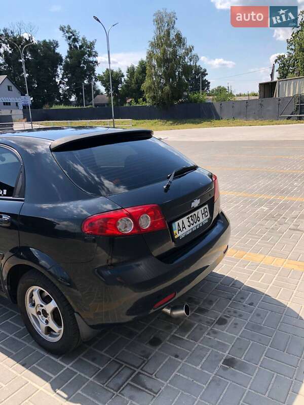 Хетчбек Chevrolet Lacetti 2008 в Обухові