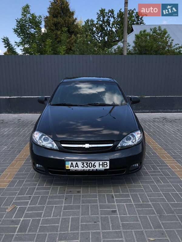 Хетчбек Chevrolet Lacetti 2008 в Обухові
