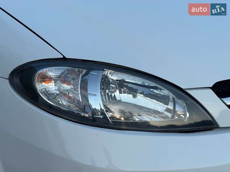 Хэтчбек Chevrolet Lacetti 2009 в Ахтырке