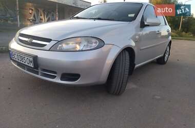 Хэтчбек Chevrolet Lacetti 2005 в Дрогобыче