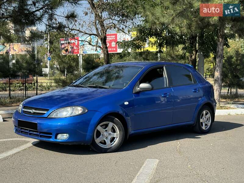Хетчбек Chevrolet Lacetti 2010 в Одесі фото 3 Хетчбек Chevrolet Lacetti 2010 в Одесі