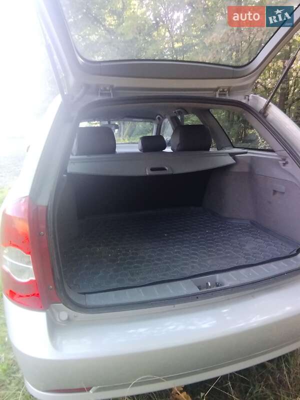 Універсал Chevrolet Lacetti 2008 в Ужгороді