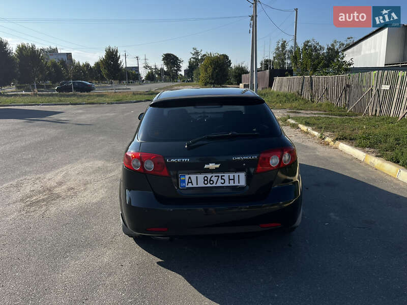 Хэтчбек Chevrolet Lacetti 2008 в Буче