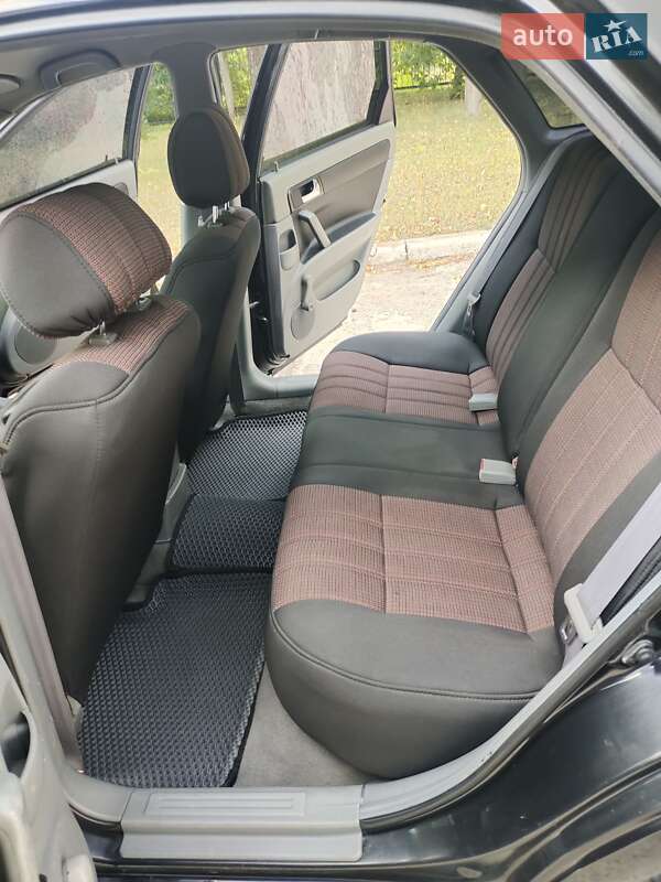 Седан Chevrolet Lacetti 2006 в Дніпрі фото 26 Седан Chevrolet Lacetti 2006 в Дніпрі
