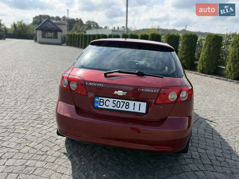 Хэтчбек Chevrolet Lacetti 2007 в Жовкве